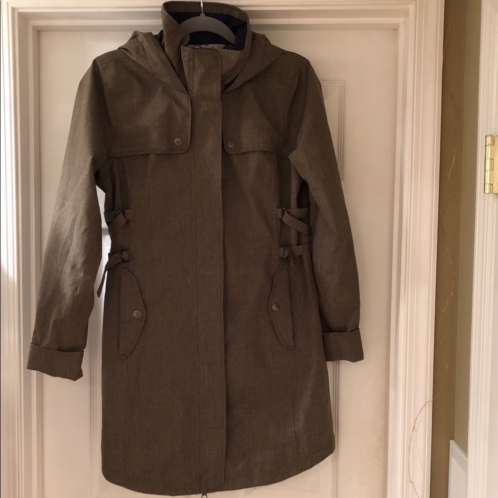 Athleta rain coat size medium